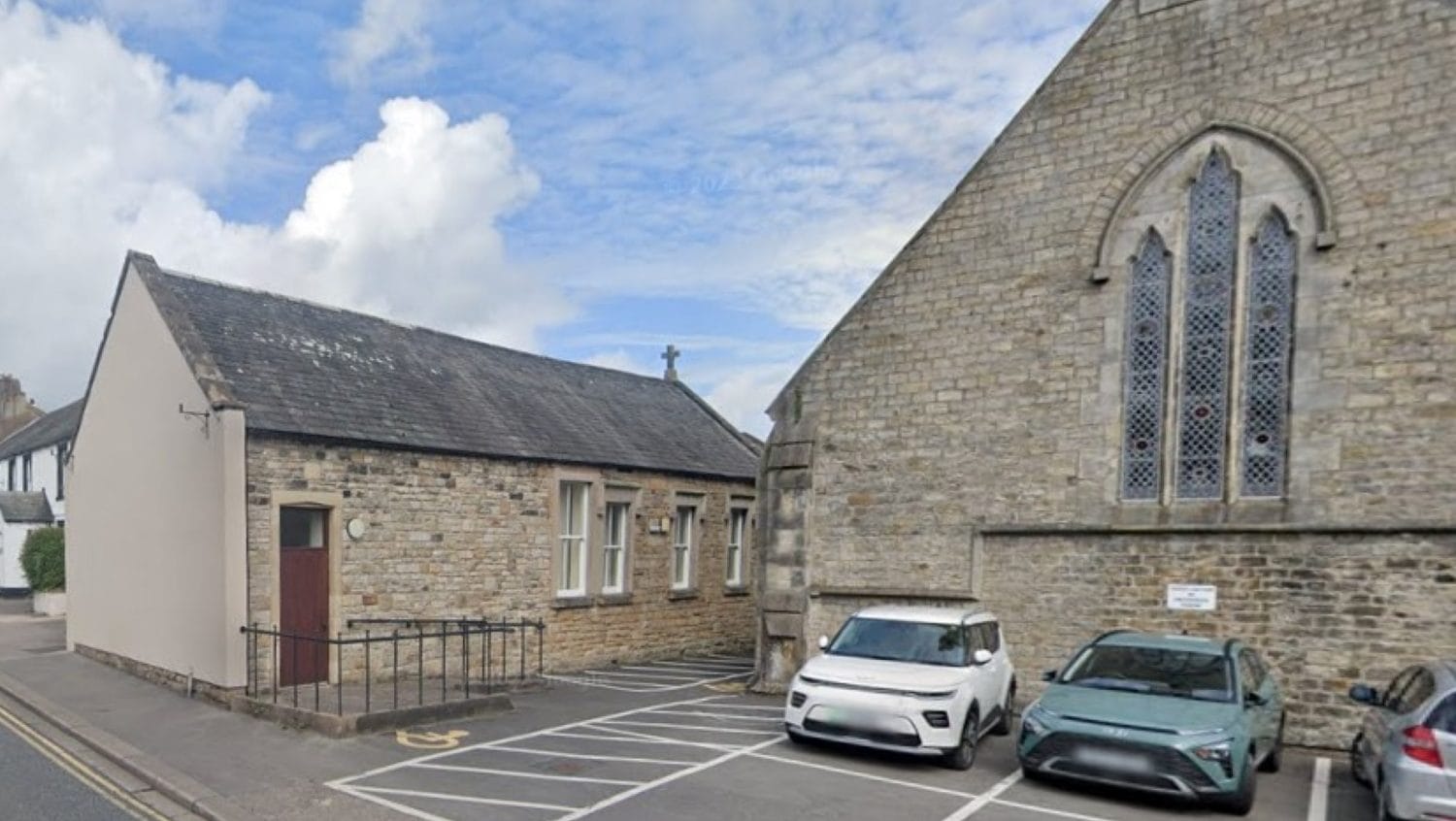 crown street 12 st josephs catholic church rooms garage building gone 2020 p4